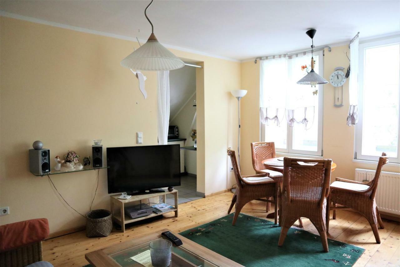 Altes Gaertnerhaus Apartment Lubben Bagian luar foto